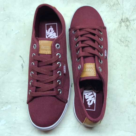 vans lo pro womens burgundy